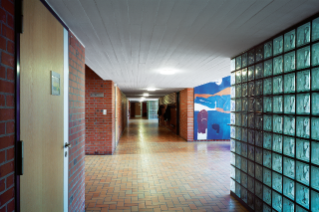 Korridor (© Andrea Helbling, Arazebra, Zürich)